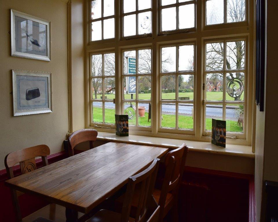 The Cranley Hotel Cranleigh Dış mekan fotoğraf