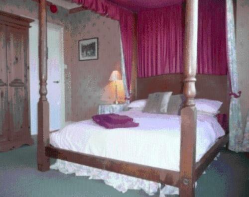 The Cranley Hotel Cranleigh Dış mekan fotoğraf